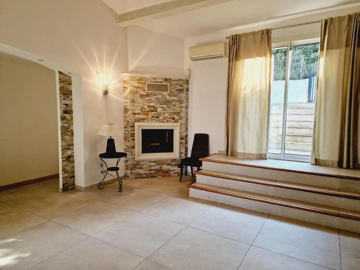 Sas Peval Villa Le Cannet France