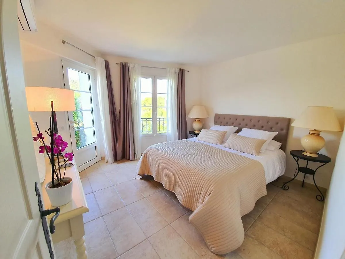 Sas Peval Villa Le Cannet France